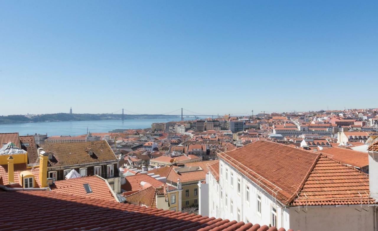 Casa Do Castelo Apartment Lisbon Luaran gambar